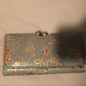 Metallic floral print ball clasp wallet